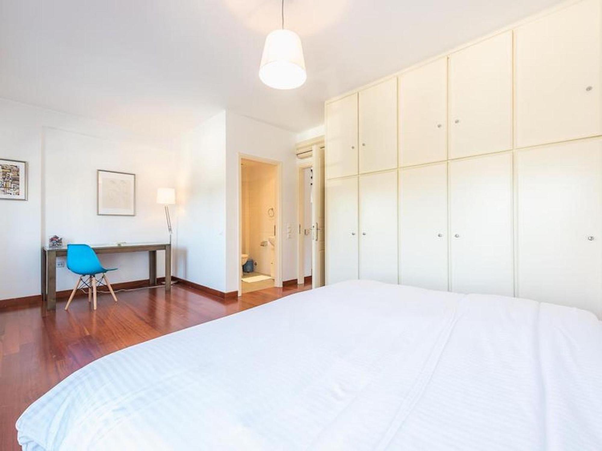 Adelos Group Stay In Elliniko アテネ エクステリア 写真